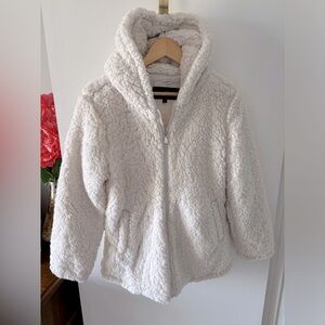 Women’s Fuzzy Hooded Coat